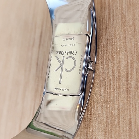 Calvin Klein Metallic Silver Fractal Women's Bracelet Cuff Wristwatch - Picture 5 of 8